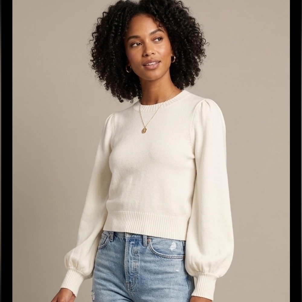 Lucy Paris Cream Knit Sweater size small